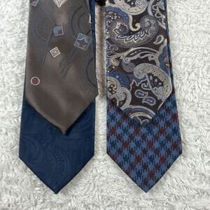 Lot of 4 neckties - bundle of blue and brown ties - vintage mixed lot